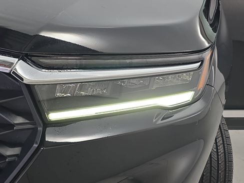 Certified 2024 Honda Pilot EX-L image 32