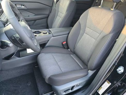 New 2026 Nissan Rogue SV w/ Cold Weather Package AWD/4WD image 23