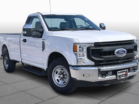 Used 2020 Ford F250 XL w/ Power Equipment Group image 3