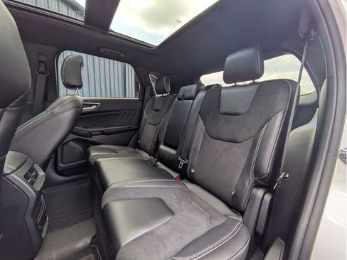 Used 2024 Ford Edge ST w/ Equipment Group 401A image 27