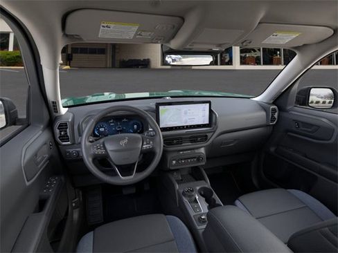 Used 2025 Ford Bronco Sport Outer Banks w/ Outer Banks Tech Package+ image 9