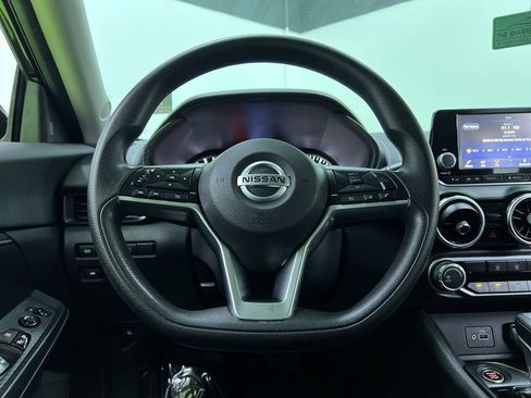 Used 2021 Nissan Sentra S FWD image 18