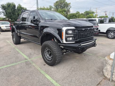 Used 2023 Ford F250 Lariat w/ Lariat Ultimate Package AWD/4WD image 17
