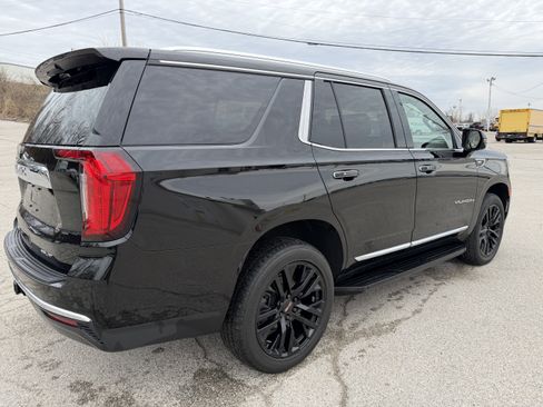 Used 2021 GMC Yukon SLT w/ SLT Luxury Plus Package image 7