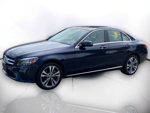 Used 2020 Mercedes-Benz C 300 4MATIC Sedan image 2