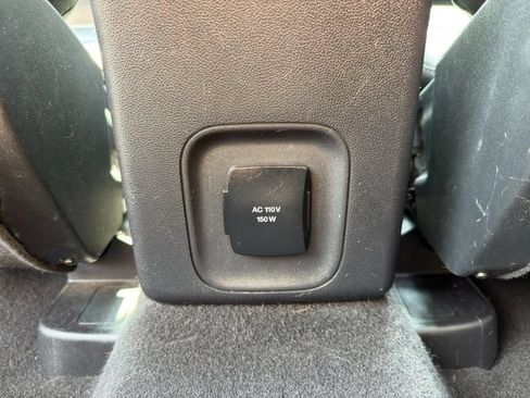 Used 2020 Ford Escape Titanium AWD/4WD image 17