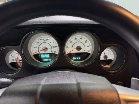 Used 2012 Dodge Challenger SXT Plus image 30