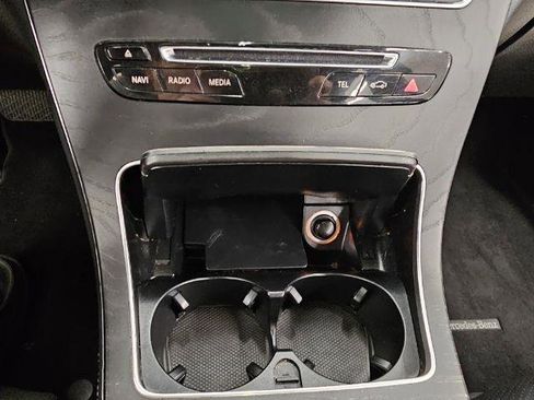 Used 2019 Mercedes-Benz GLC 350e 4MATIC image 19