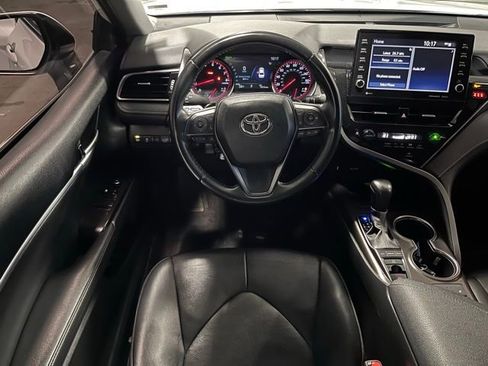 Used 2023 Toyota Camry XSE image 18