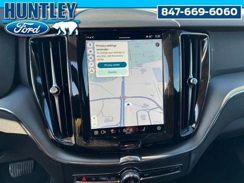 Used 2025 Volvo XC60 B5 Core image 23