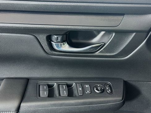 Used 2025 Honda CR-V EX image 17