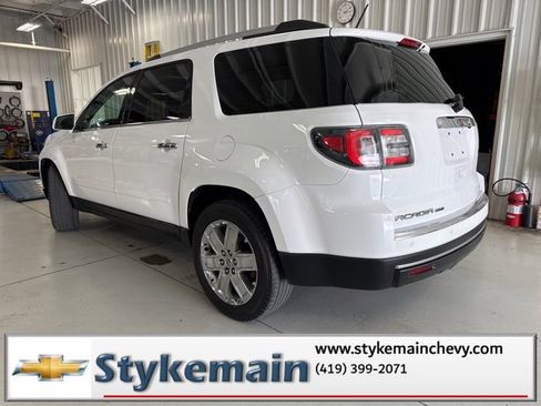 Used 2017 GMC Acadia Limited SLT image 6