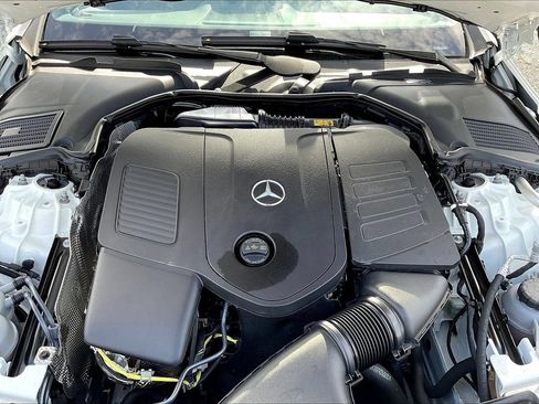 Certified 2024 Mercedes-Benz CLE 300 4MATIC Coupe image 31