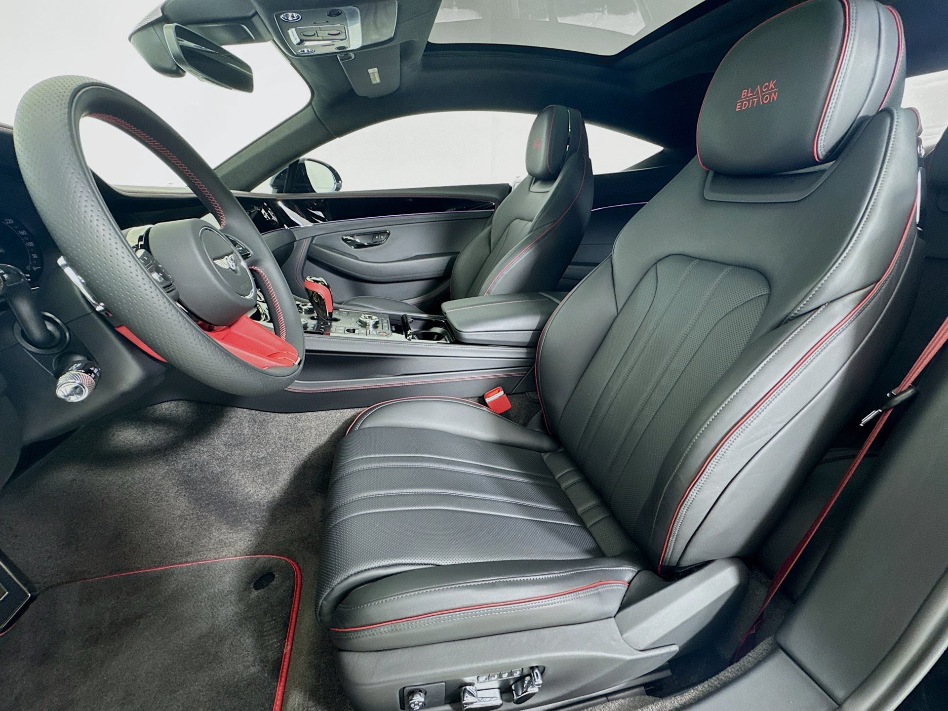Used 2025 Bentley Continental GT AWD/4WD image 20