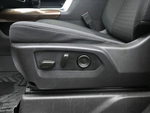 Used 2024 Chevrolet Silverado 1500 LT Trail Boss w/ Convenience Package II image 21