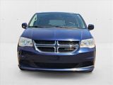 Used 2014 Dodge Grand Caravan SXT image 2