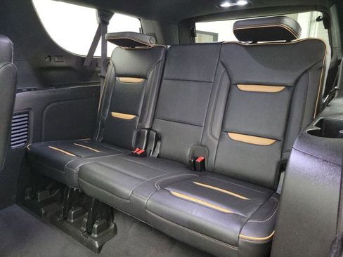 Certified 2021 GMC Yukon XL AT4 w/ AT4 Premium Package image 11