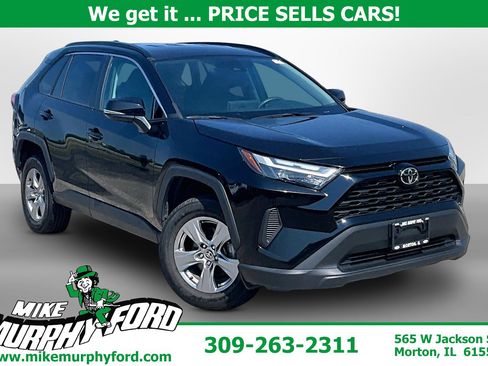 Used 2024 Toyota RAV4 XLE FWD image 1