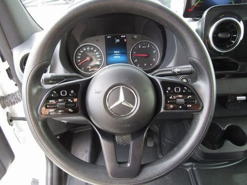 Used 2019 Mercedes-Benz Sprinter 170 image 15