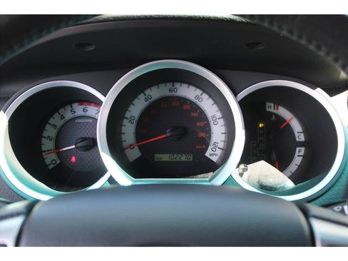 Used 2015 Toyota Tacoma 4x4 Double Cab w/ TRD Sport Package image 20