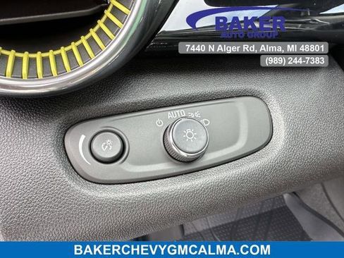 New 2026 Chevrolet Trax ACTIV w/ Sunroof Package image 11