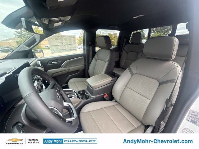 New 2026 Chevrolet Colorado ZR2 w/ Technology Package AWD/4WD image 30