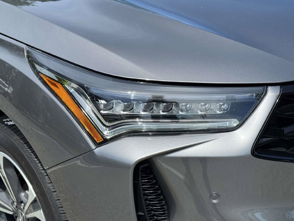 Certified 2025 Acura RDX w/ Technology Package AWD/4WD image 8