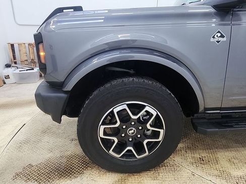 Used 2023 Ford Bronco Outer Banks image 19
