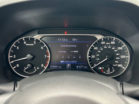 Used 2025 Nissan Altima 2.5 SV FWD image 16