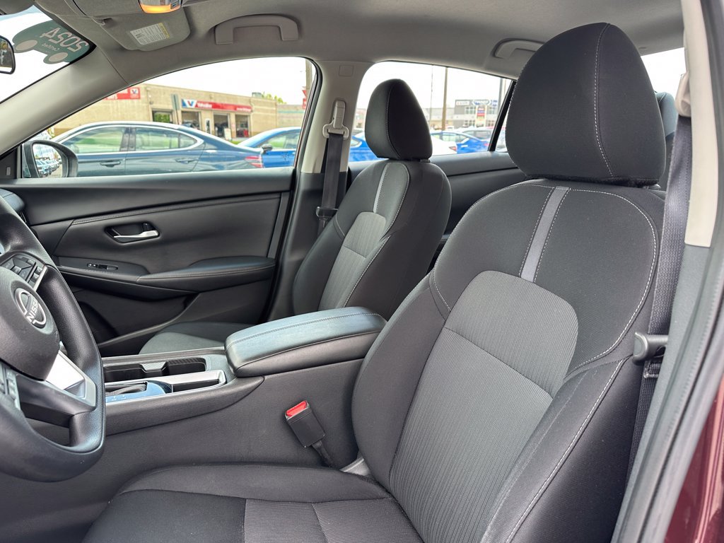 Used 2024 Nissan Sentra SV FWD image 48