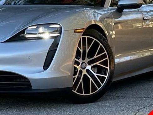 Used 2020 Porsche Taycan 4S image 2