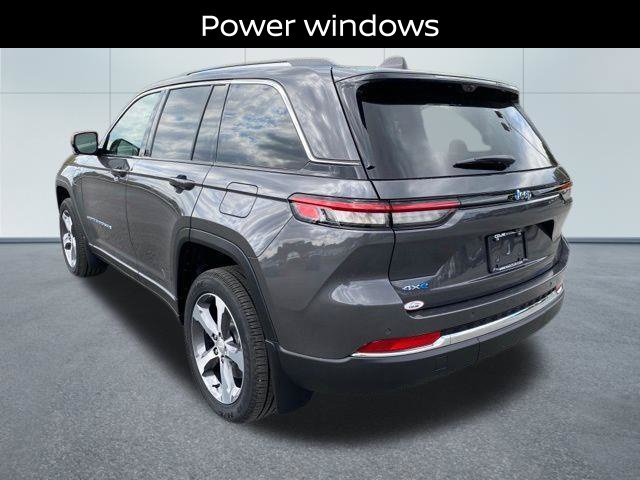 Used 2024 Jeep Grand Cherokee Limited 4xe w/ Luxury Tech Group II AWD/4WD image 8