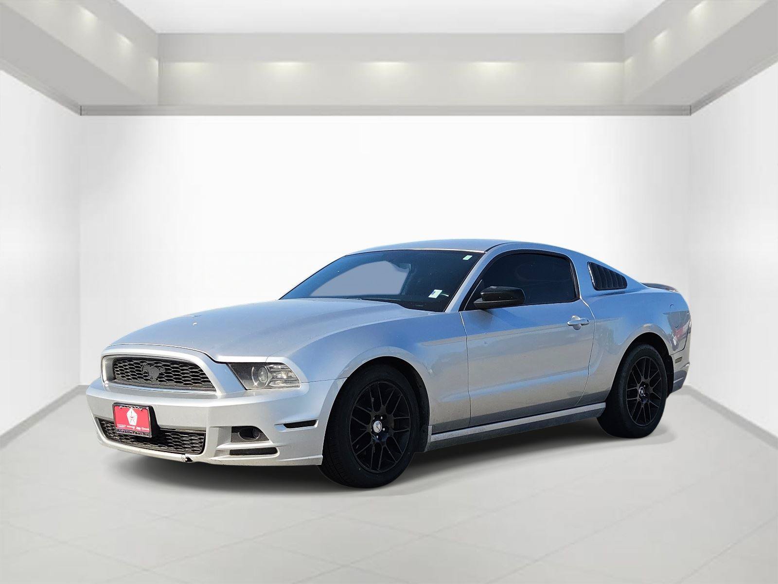 Used 2014 Ford Mustang Coupe w/ Equipment Group 102A RWD image 3