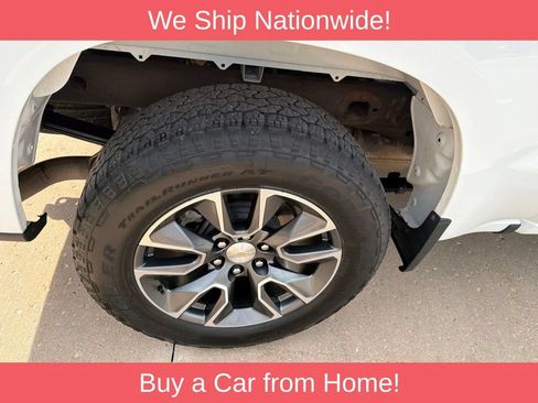 Used 2024 Chevrolet Silverado 1500 LT AWD/4WD image 31