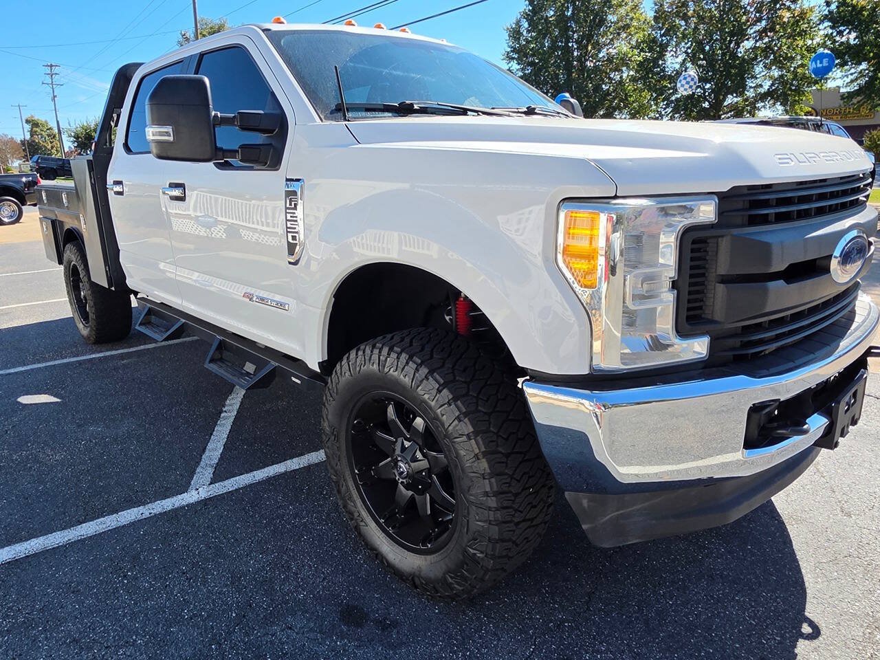 Used 2017 Ford F250 XL w/ Power Equipment Group AWD/4WD image 8