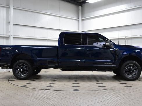 Used 2024 Ford F350 Lariat w/ Sport Appearance Package image 9