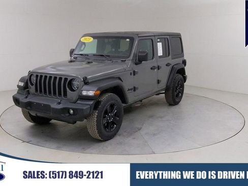 Used 2021 Jeep Wrangler Unlimited Sport image 1