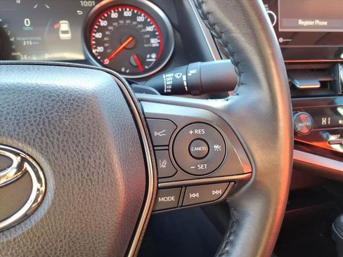 Used 2022 Toyota Camry XSE image 21