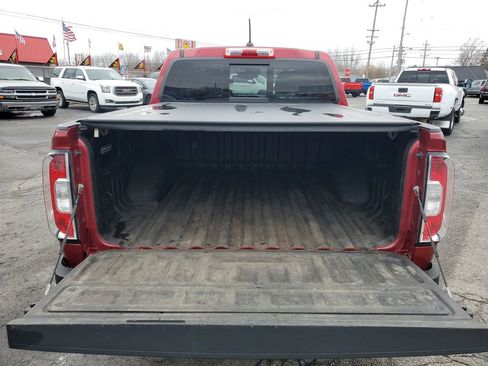 Used 2017 GMC Canyon SLT w/ Driver Alert Package image 29