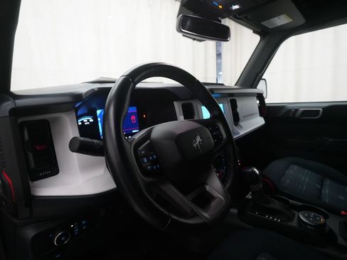 Used 2023 Ford Bronco Heritage Edition AWD/4WD image 8