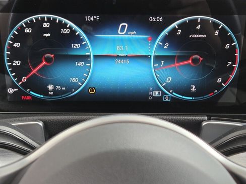Certified 2022 Mercedes-Benz GLB 250 4MATIC w/ Premium Package Lite image 28