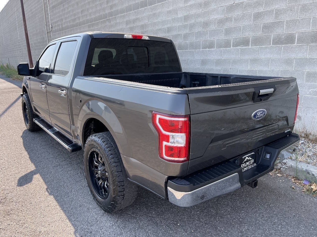 Used 2018 Ford F150 XLT w/ Equipment Group 302A Luxury AWD/4WD image 7