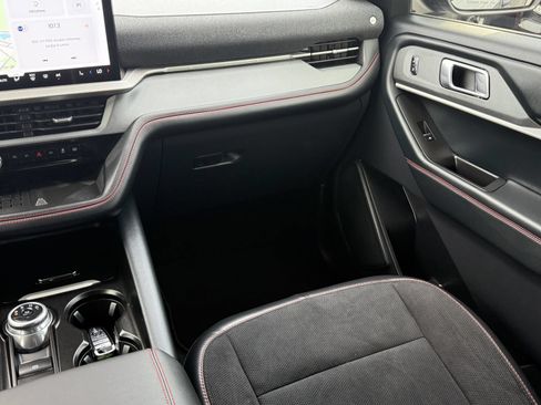 Certified 2025 Ford Explorer ST AWD/4WD image 19