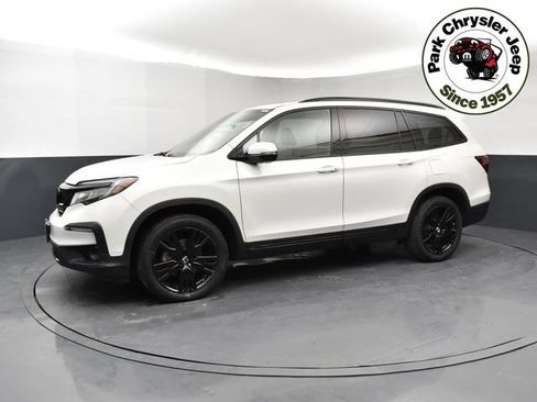 Used 2021 Honda Pilot Black Edition image 3