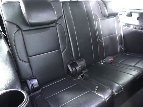 Used 2019 GMC Yukon XL SLT image 44