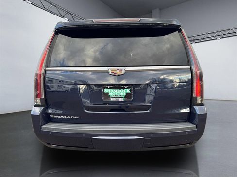 Used 2019 Cadillac Escalade Platinum image 6