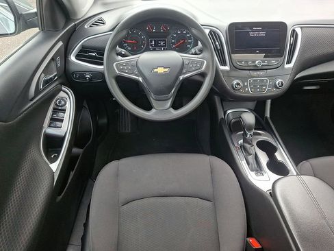 Used 2023 Chevrolet Malibu LT FWD image 11