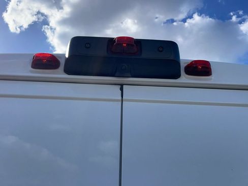 Used 2025 RAM ProMaster 2500 w/ Convenience Group FWD image 37