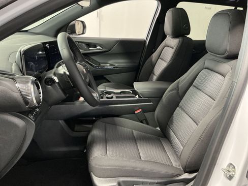 New 2026 Chevrolet Equinox LT image 21