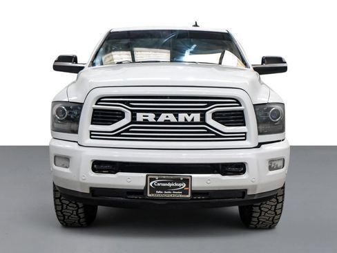 Used 2018 RAM 2500 Laramie w/ Sport Appearance Group AWD/4WD image 3